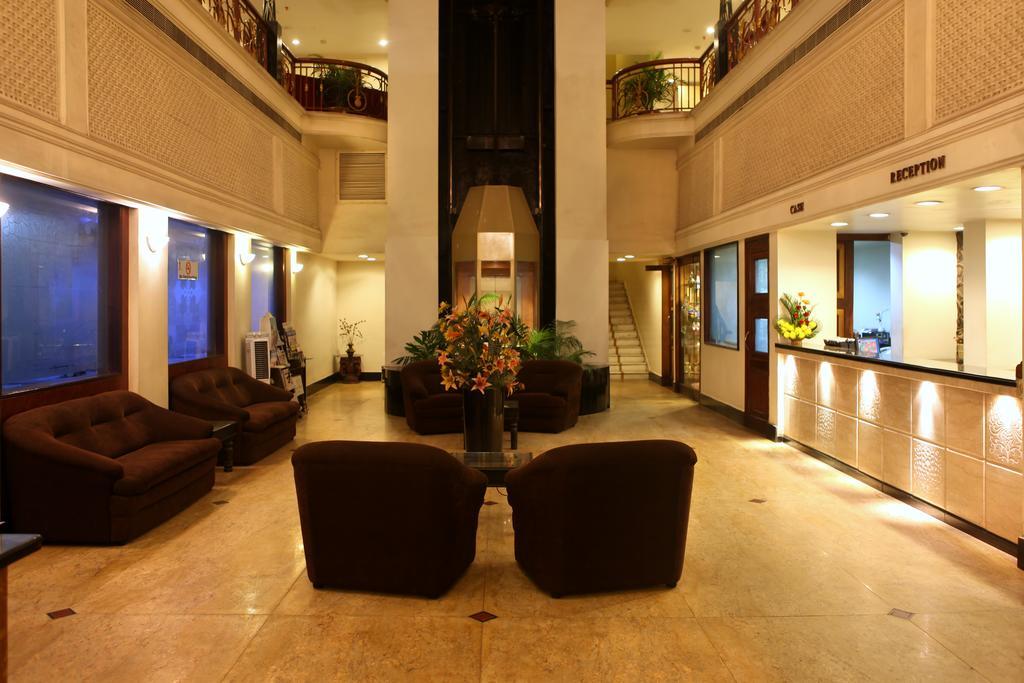 Royal Fort Hotel Visakhapatnam Exteriör bild